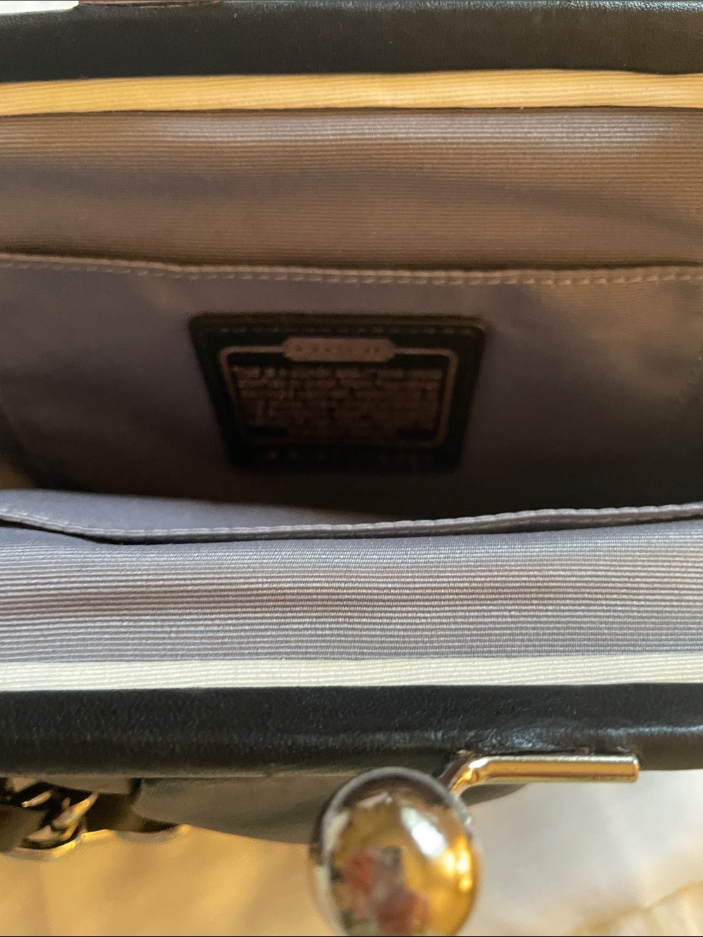 Coach Black Leather Parker Double Zip Kisslock Bag - Picture 7 of 7